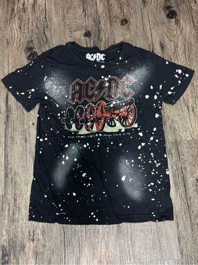 AC/DC Black Graphic Bleach-Splatter Tee W/ Grunge Band Tee Rock Tour ‘81-82’